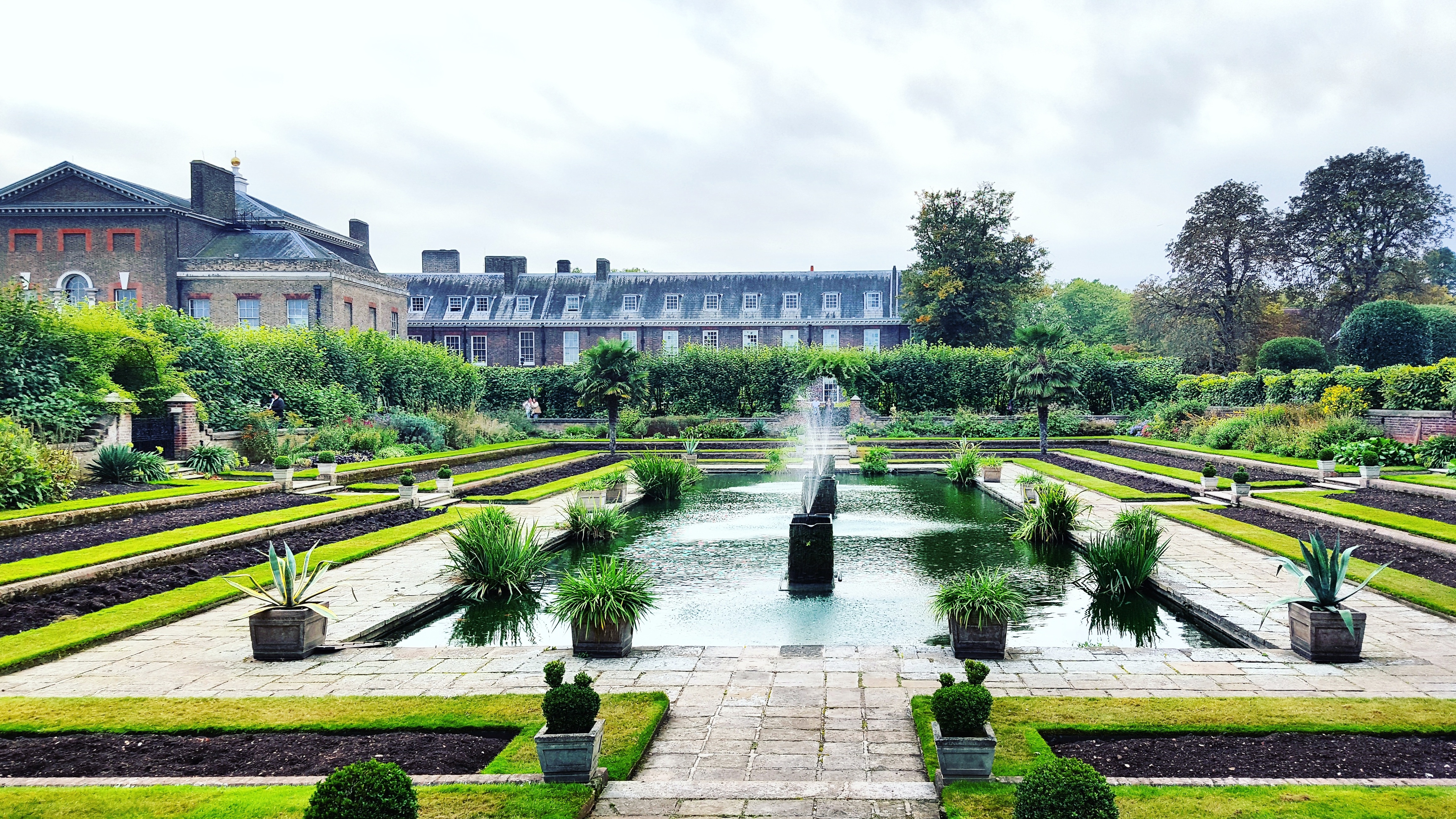kensington-palace-gardens